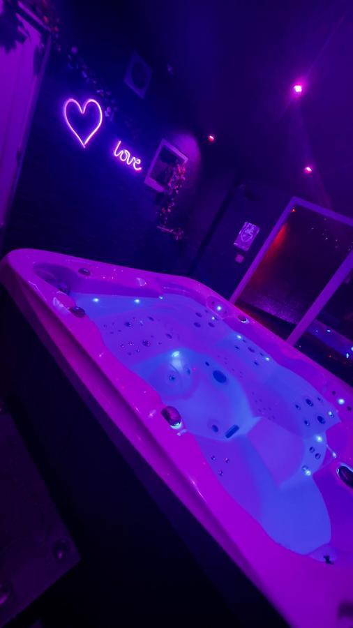 Appart Avec Jacuzzi, Et Terrasse Marsiglia Esterno foto