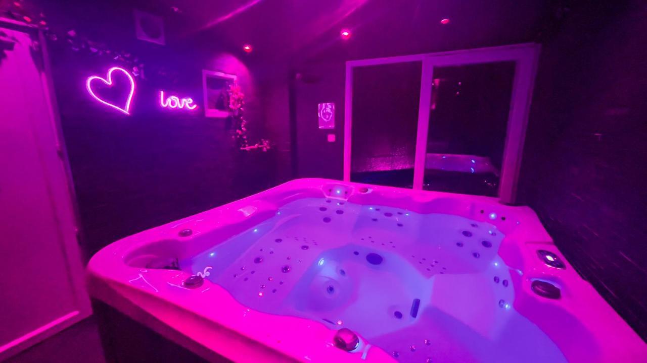 Appart Avec Jacuzzi, Et Terrasse Marsiglia Esterno foto